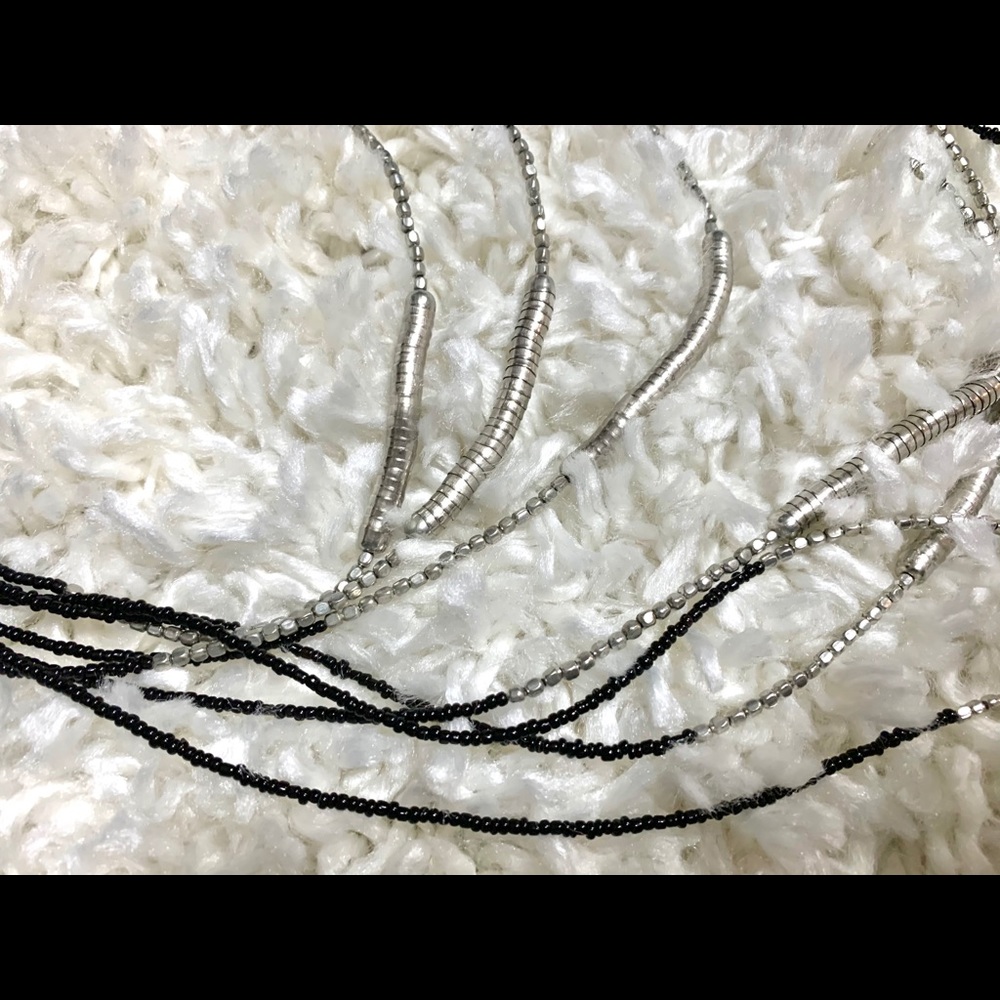 Long necklace - Picture 3 of 4